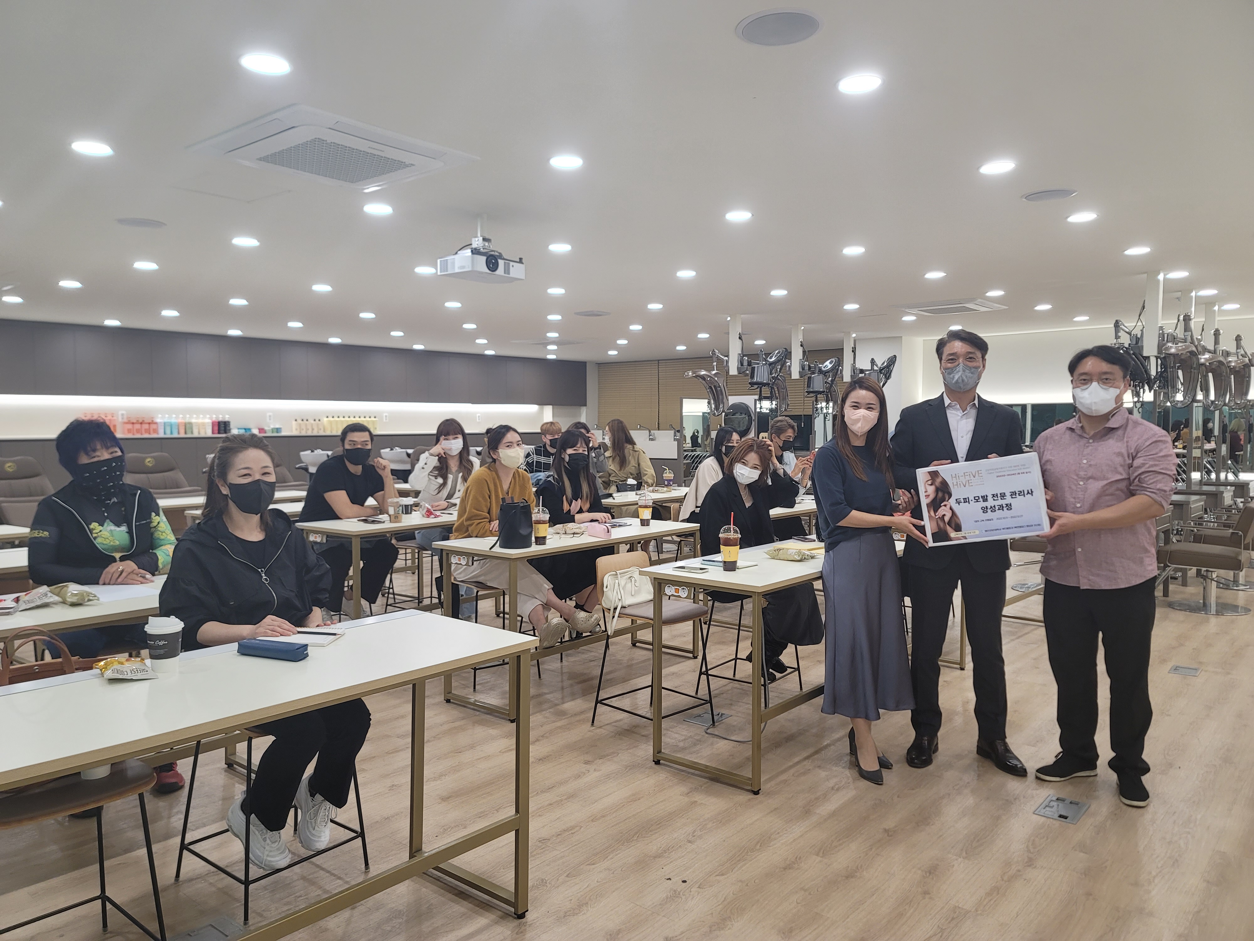 KakaoTalk_20221118_140355552_01.jpg
