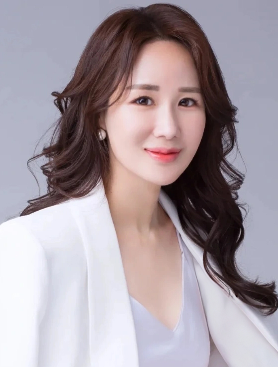 김연진 교수.jpg