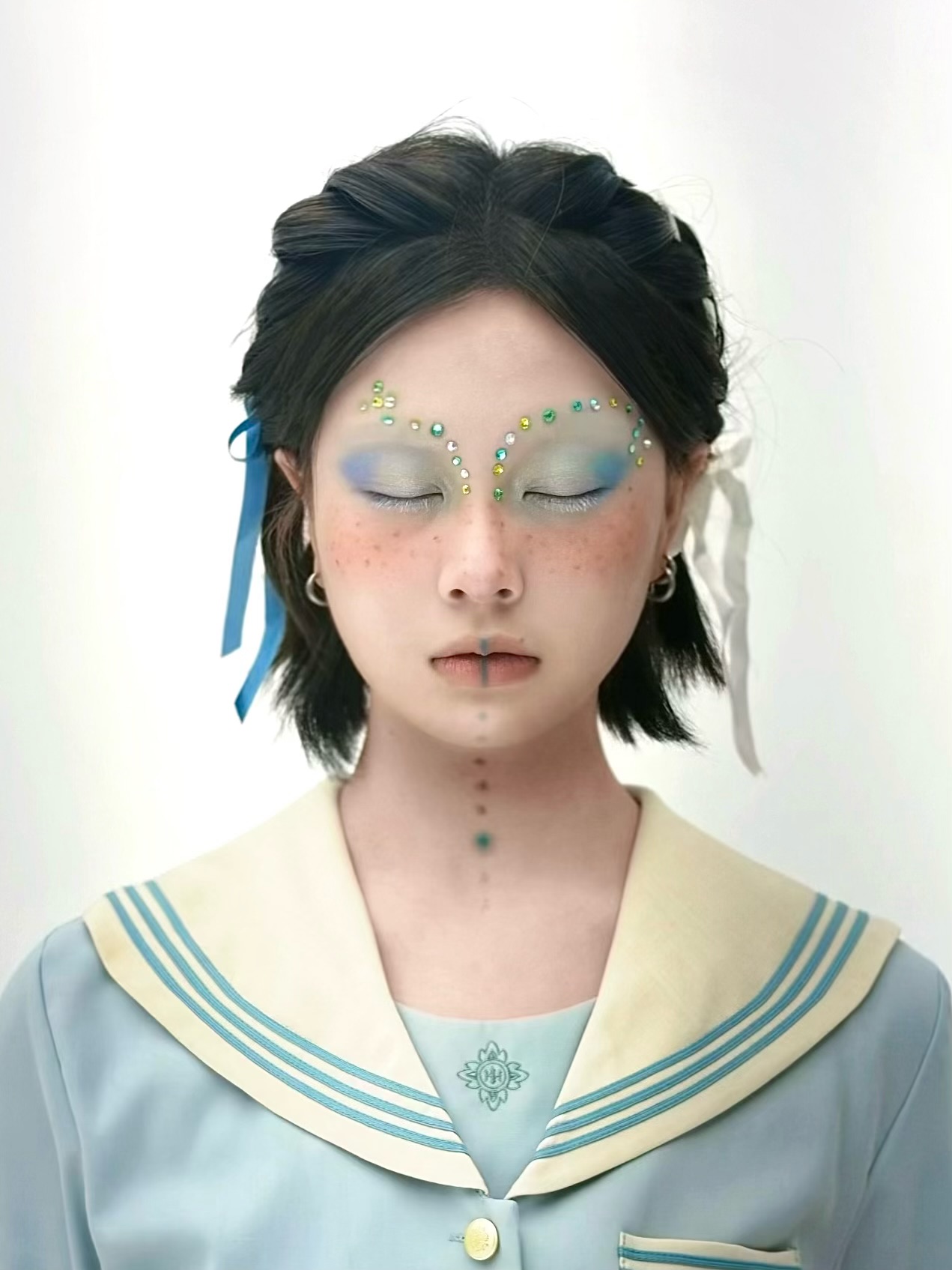 란샤오예_대학부_메이크업_패션메이크업_Icy Blue 2.jpeg